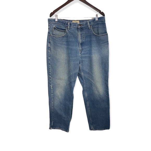 Vintage L.L. Bean Distressed Mom jeans - Picture 5 of 13